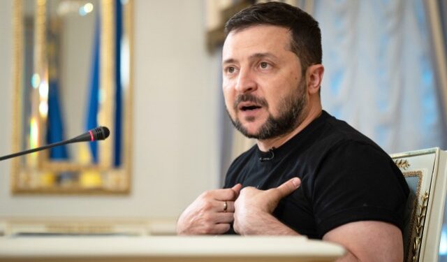 Zelenski sobre film ucraniano que ganó un Óscar: “muestra la verdad del terrorismo ruso”