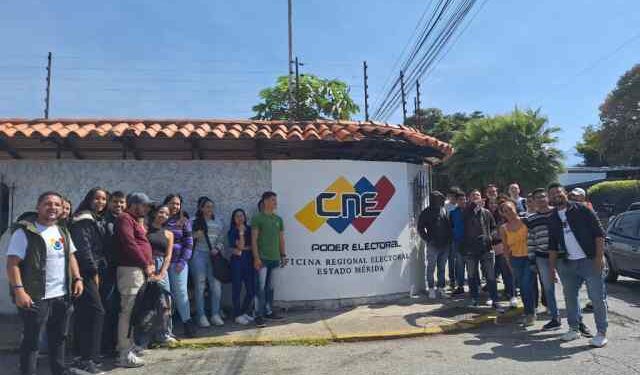 Voto Joven Mérida moviliza a los jóvenes para que se inscriban en el CNE