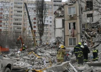 Ucrania se esfuerza por repeler los avances rusos en Donetsk en medio de falta de recursos