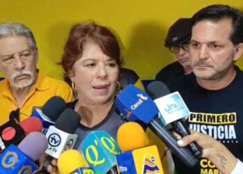 Rechazan represalias contra presidenta del Colegio de Bioanalistas por denunciar precariedad del Hospital de Margarita
