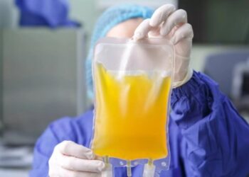 Para poder comer, inmigrantes en Chicago recurren a la venta de plasma sanguíneo