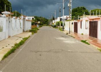 Parte del parque petrolero de Amuay cumple un mes sin agua