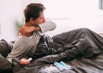 Buscan en California a 300 personas que podrían haber estado expuestas a una contagiosa enfermedad