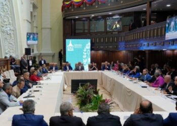 Millones de venezolanos en el extranjero podrían quedarse sin votar en las presidenciales