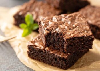Niña se comió por error unos brownies “aliñados” que hizo su papá y terminó en urgencias
