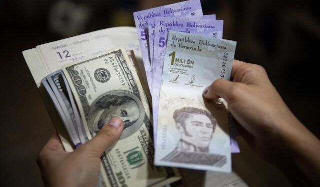 BCV aplaudió ínfima “recuperación” del bolívar frente al dólar estadounidense