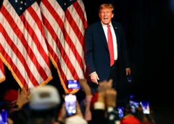 Trump también arrolla en las primarias republicanas de Texas, el segundo estado más grande de EEUU