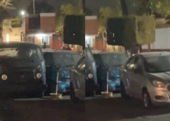 VIRAL: Salió a la calle en plena madrugada, vio un “fantasma” en un carro y aterró a todos (VIDEO)