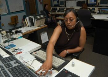 Estos son los números de emergencia que todo migrante en EEUU debe conocer