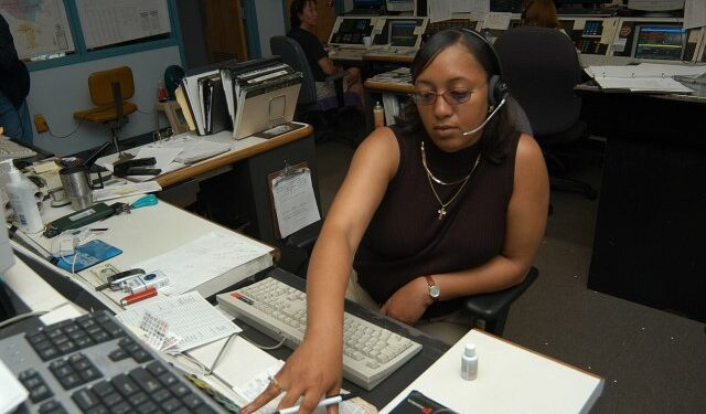 Estos son los números de emergencia que todo migrante en EEUU debe conocer