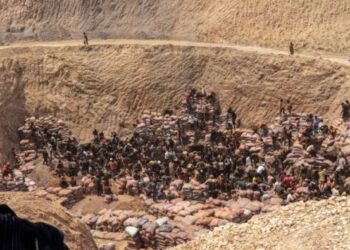 Más de 1.700 personas fueron desalojadas de la mina “Bulla Loca” al  sur de Venezuela tras colapso