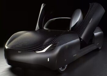 El primer auto volador de la historia estará inspirado en “Volver al Futuro” y llegaría en 2026