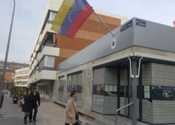 Consulado de Venezuela en Madrid inicia jornada de inscripción para nuevos votantes en el CNE