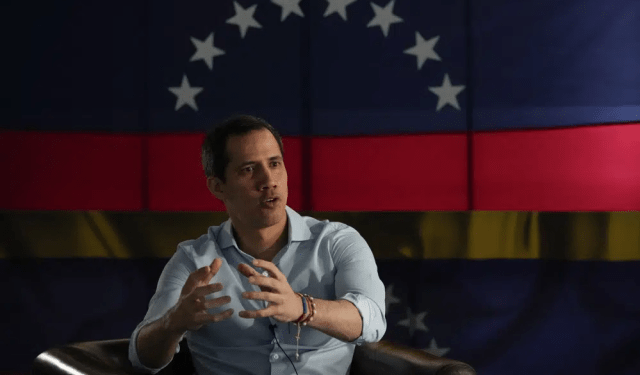 Juan Guaidó: El #21Mar toda Venezuela acompaña a María Corina Machado a inscribirse en el CNE