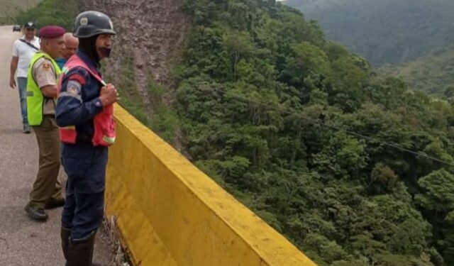 Hallan el cadáver de un hombre en el fondo de un viaducto en Táchira