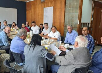 Corre el reloj y los partidos UNT y MPV siguen sin poder adherirse a la candidatura de Edmundo González