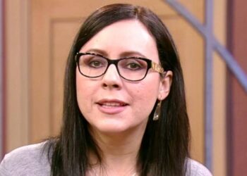 ¿Periodista Carla Angola busca sembrar división en la oposición?