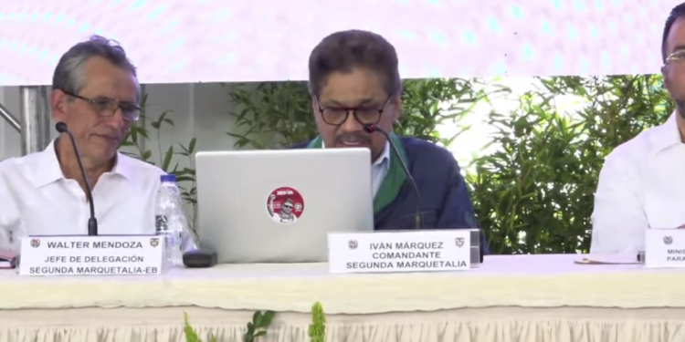 Gobierno de Colombia y la Segunda Marquetalia instalan mesa de diálogo en Caracas