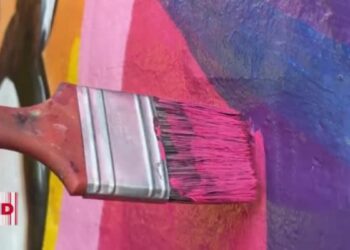 Hermanos muralistas le dan color a El Salvador