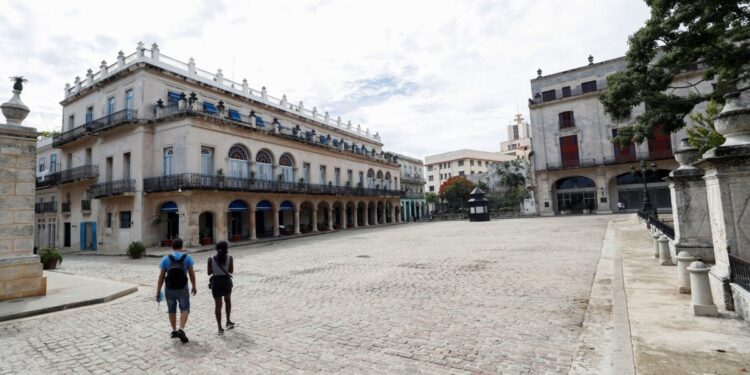 Nueva ley de migración de Cuba eliminará requisito de 24 meses para regreso de ciudadanos