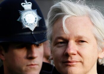 ¿Quién es Julian Assange, el fundador del polémico sitio WikiLeaks?