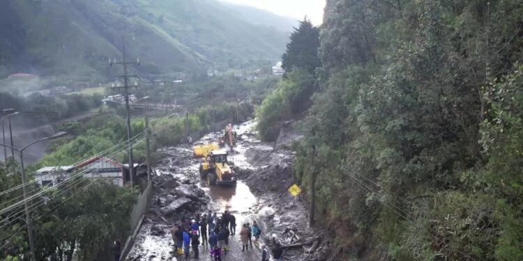 Fuertes lluvias ocasionan estragos en 13 provincias ecuatorianas
