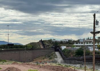 En Fotos | Cruces irregulares en la frontera se reducen a la mitad en sector de Arizona tras restricciones al asilo