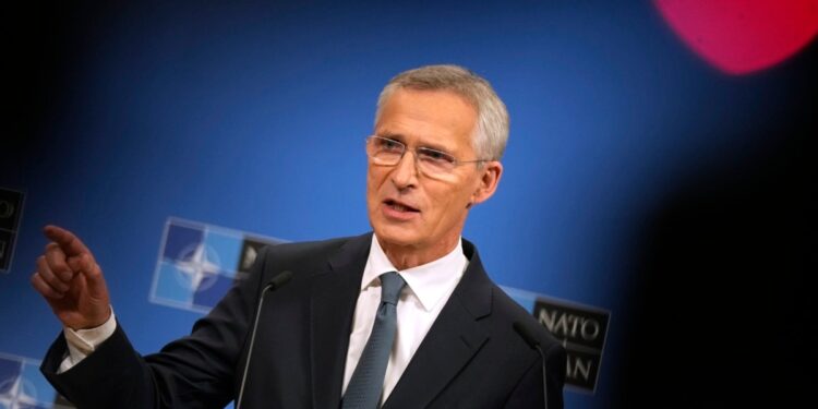 Más de 20 países de la OTAN, un récord, alcanzan su objetivo de gasto en defensa