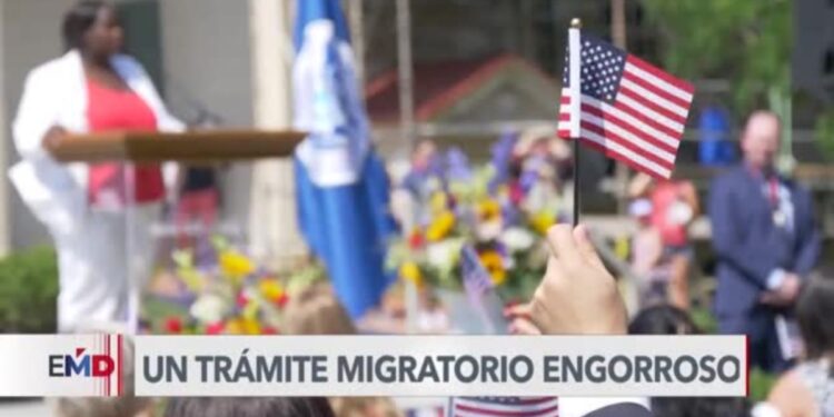 Abogados explican las opciones para indocumentados casados con estadounidenses