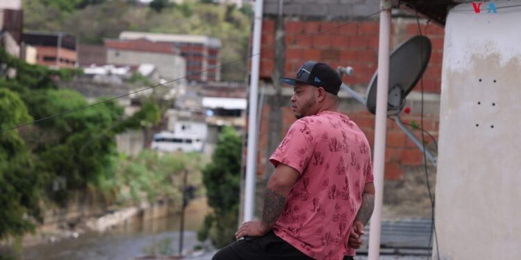 ¿Es posible sanear el contaminado río Guaire que atraviesa Caracas?