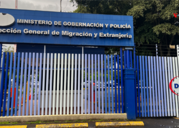 A menos de un mes de la entrada en vigor de la orden ejecutiva que restringe las solicitudes de asilo, hubo una reducción del 40 por ciento.