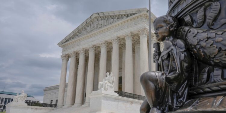 Corte Suprema de EEUU rechaza acuerdo sobre opioides con Purdue Pharma, fabricante de OxyContin