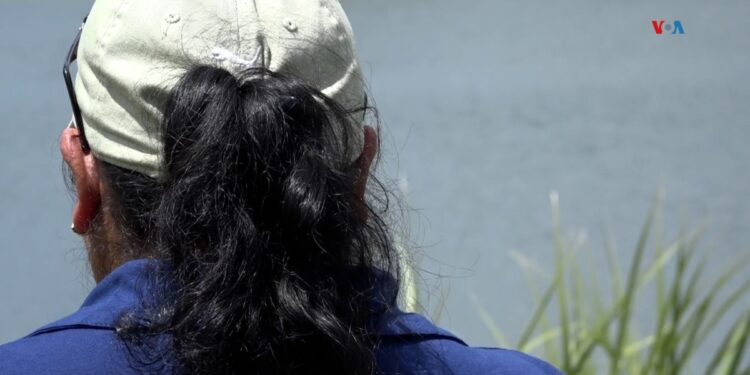 “Tenemos derecho a regularizarnos, llevamos muchos años en la sombra”