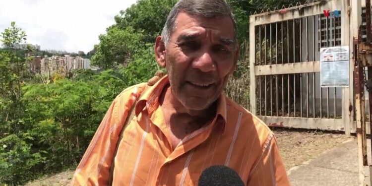 Venezolanos acuden a simulacro de elecciones presidenciales de julio