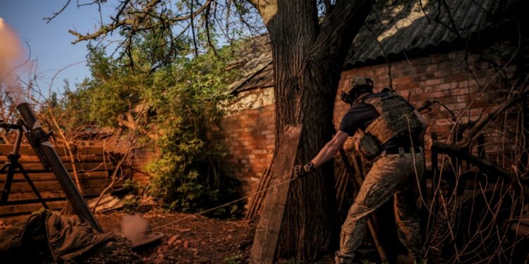 Autoridades ucranianas denuncian uno de los mayores ataques rusos sobre
civiles en las últimas semanas