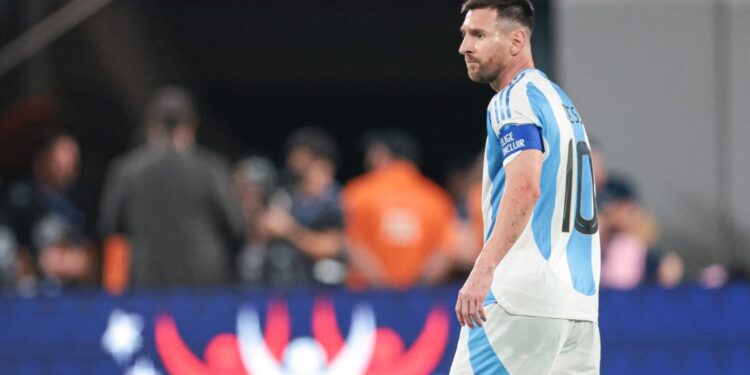 Estado físico de Messi enciende las alarmas en Argentina tras avanzar a cuartos en la Copa América