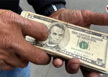 Persiste brecha salarial entre hombres y mujeres en El Salvador