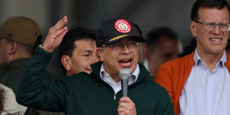 Así va el escándalo de espionajes ilegales que sacude al presidente Gustavo Petro   