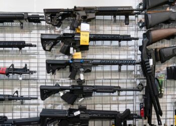 La violencia causada por el uso de armas de fuego en Estados Unidos ha sido declarada crisis de salud pública.