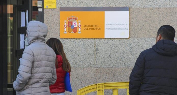 Venezuela, Colombia y Perú lideran solicitudes de asilo en España en 2023