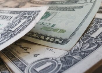 El dólar cae en Argentina, Cuba y Venezuela este jueves, 27 de junio