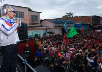 Nicolás Maduro denuncia que cerraron su cuenta de TikTok durante una transmisión