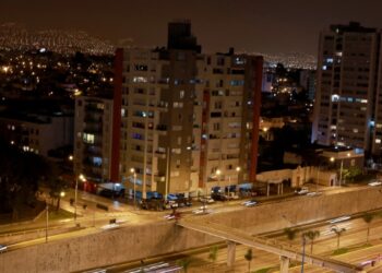 Un terremoto de magnitud 7,0 sacude Perú sin víctimas fatales, según primeros reportes