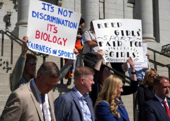 Ley de Biden que expande protecciones a estudiantes LGBTQ+ sufre un nuevo revés