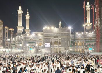 Israel sigue siendo blanco de ataques de la milicia Hezbolá mientras las negociaciones para un alto el fuego continúa.