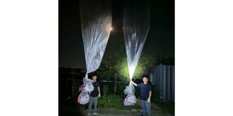 Corea del Norte reanuda lanzamientos de globos con basura, dice Corea del Sur