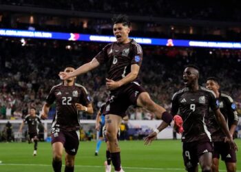 México saca ajustado triunfo ante Jamaica en Copa América