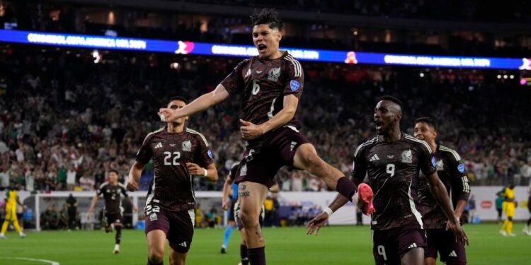 México saca ajustado triunfo ante Jamaica en Copa América