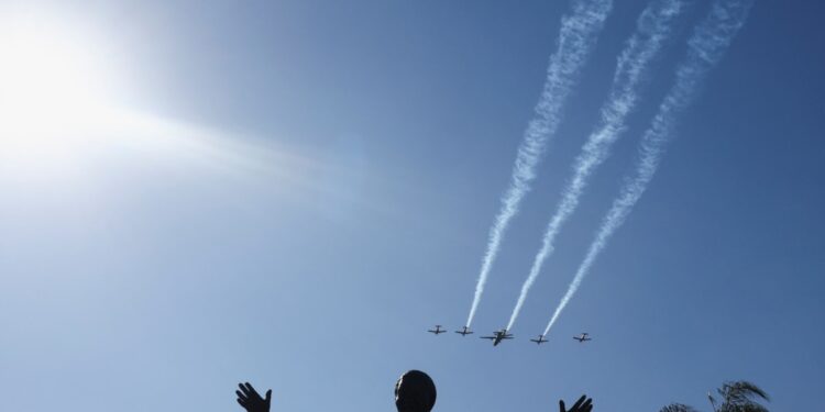 La celebración del feriado del 19 de junio, el tercero desde su declaración, es el primero dentro de un proceso electoral.