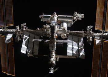 La NASA elige a SpaceX para crear una nave espacial que pondrá fin a la EEI